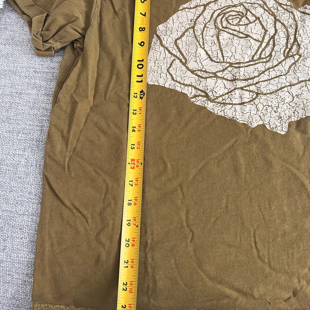 girl dangerous rose tee - Picture 7 of 7